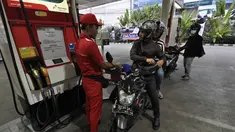 Indonesia kini sudah tidak impor bahan bakar minyak (BBM) Ron 88 atau setara premium. 