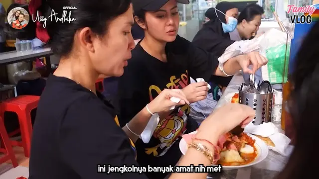 [Fimela] Ussy Sulistiawaty