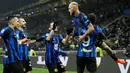 Inter Milan menambah gol di babak kedua lewat Lautaro Martinez. Dia membuat skor 4-0 lewat aksi drive langsung ke kotak penalti sebelum kecoh kiper Udinese. (AP Photo/Antonio Calanni)