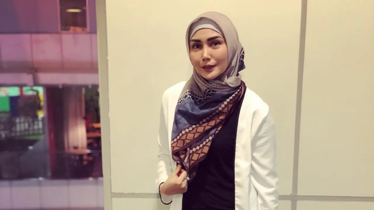 [Bintang] Fenita Arie