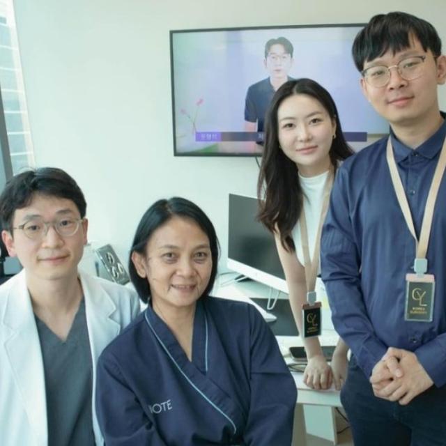 Dian Nitami Ungkap Alasan Jalani Operasi Plastik di Usia 53 Tahun.