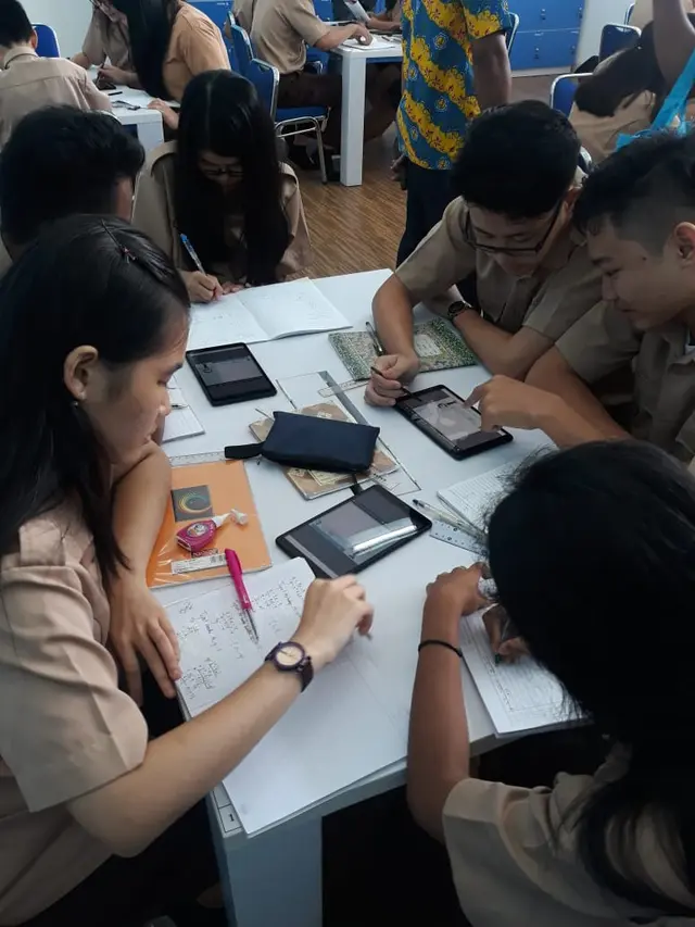 Samsung Smart Learning Class pertama di SMA Santo Yosef Bangka