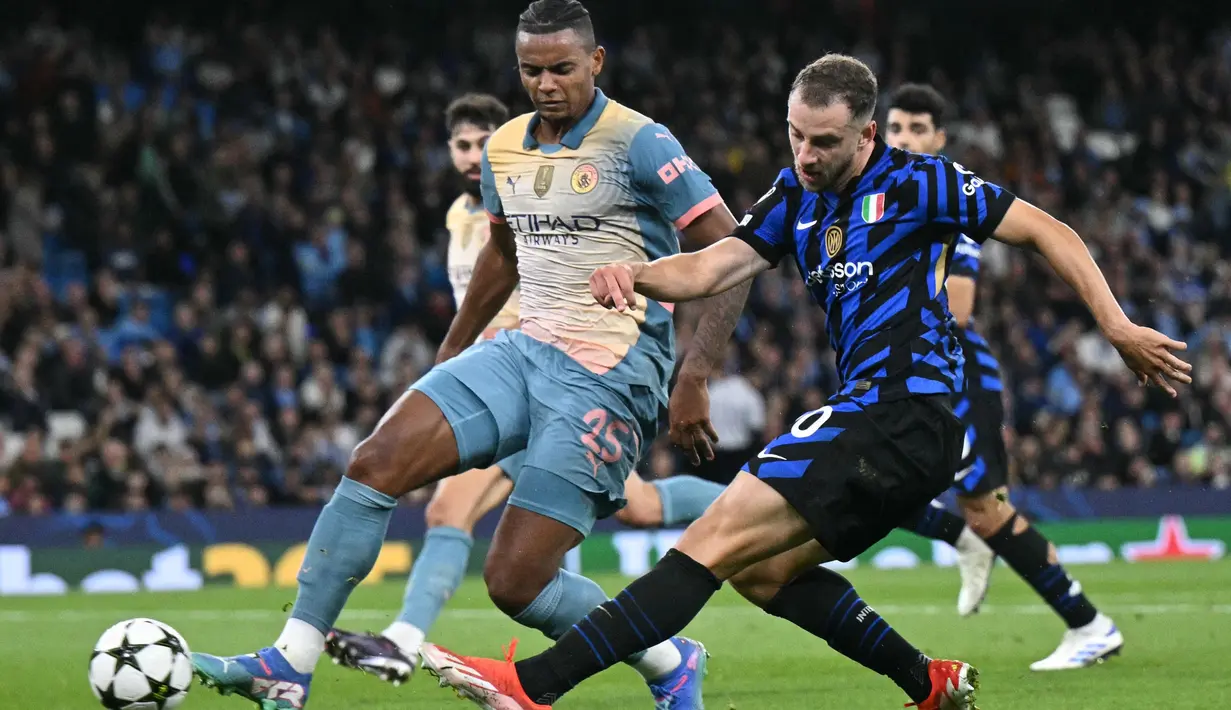 Pada laga ini, The Citizen tampil dominan dengan 60 persen penguasaan bola dan bikin 22 kali tembakan ke arah gawang. (Oli SCARFF/AFP)