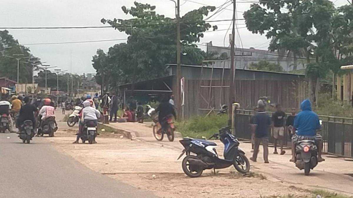 Unjuk Rasa Di Boven Digoel Berakhir Ricuh, Tiga Polisi Terluka