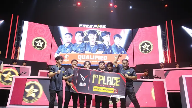 Poco Star yang menjadi peringkat pertama League Phase FFML Season 8, berhasil mendapatkan satu slot menuju FFWS 2023 di Bangkok, Thailand. (Garena)