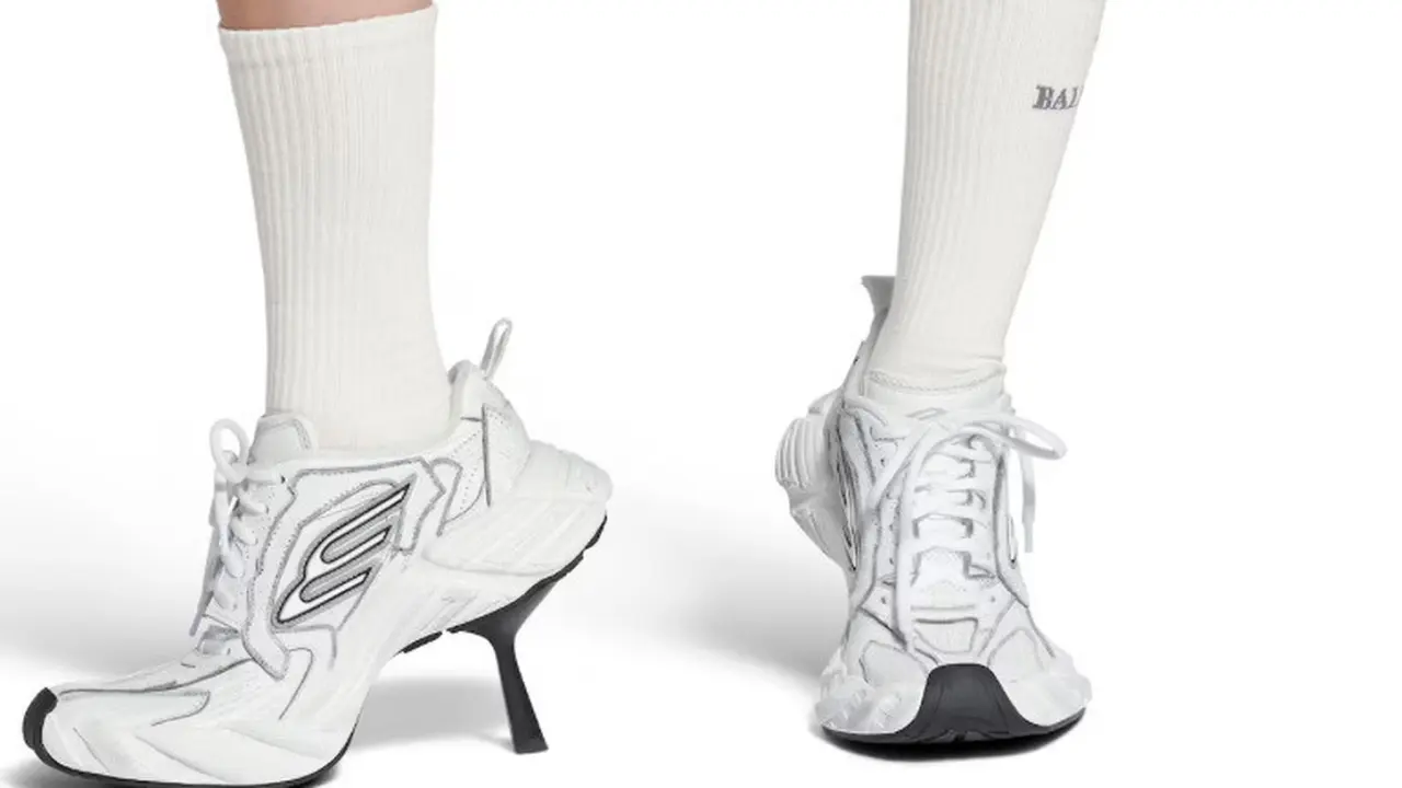 Tren terbaru Sneakers Heels Cocok untuk Gen Z