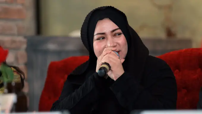 [Bintang] Melly Goeslaw