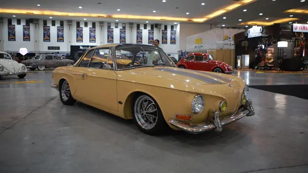 Karmann Ghia Type 34 1960 Sabet gelar Best Kustom Car Show Kustomfest 2024. (ist)