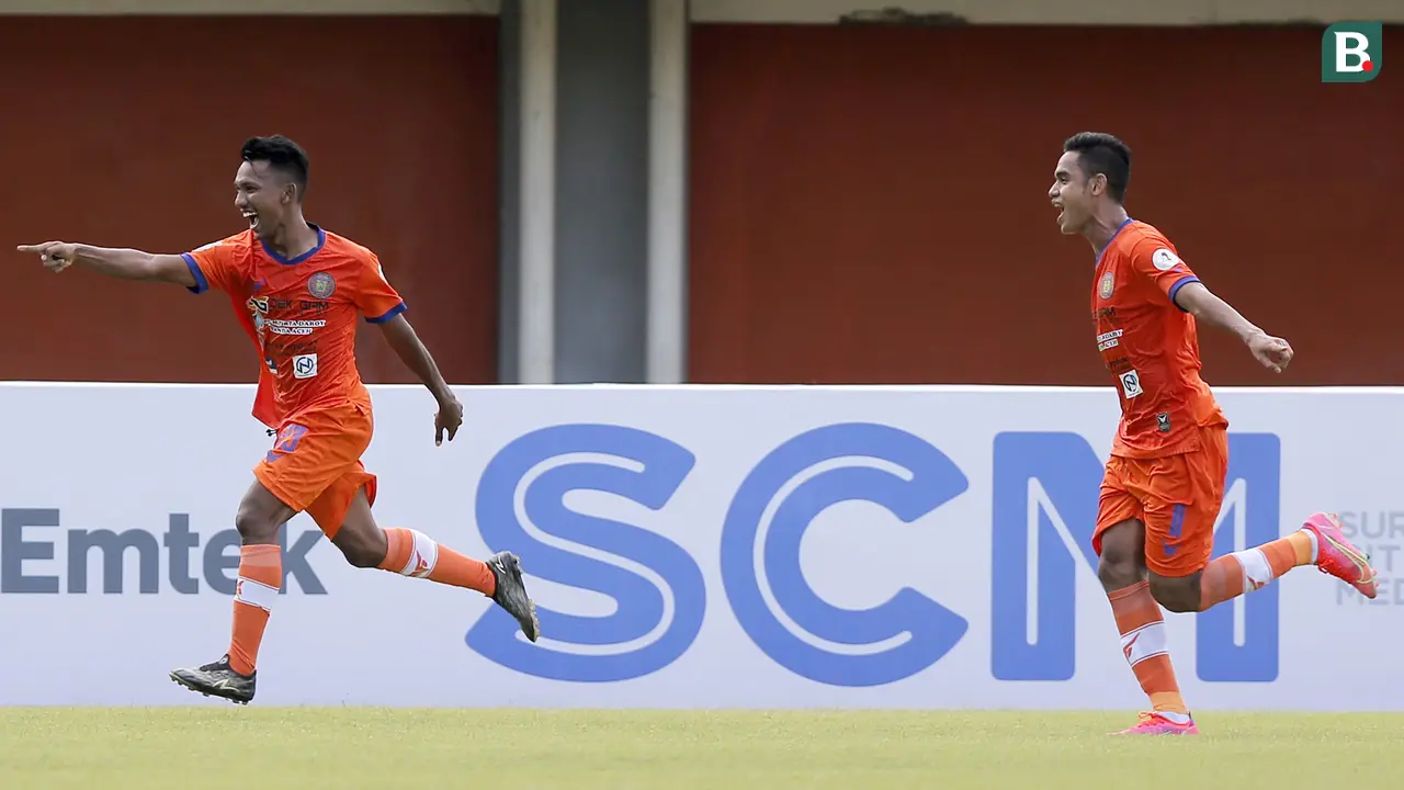 FOTO: Aksi Assanur Rijal, Gelandang Persiraja Pencetak Hattrick Pertama di Piala Menpora 2021 - Assanur Rijal