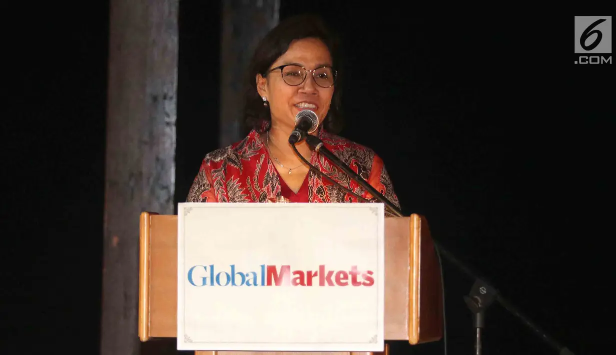 Menteri Keuangan Sri Mulyani memberikan sambutan pada acara Global Markets Award Ceremony di Nusa Dua Bali, Sabtu (13/10). Sri Mulyani meraih penghargaan  sebagai Menteri Keuangan Of The Years 2018. (Liputan6.com/Angga Yuniar)