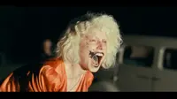 Trailer Film The Bride! Rilis, Kekasih Monster Frankenstein Tampil Nge-punk dan Gila-gilaan