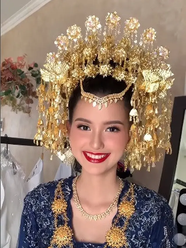 Sarah Menzel Baju Pengantin