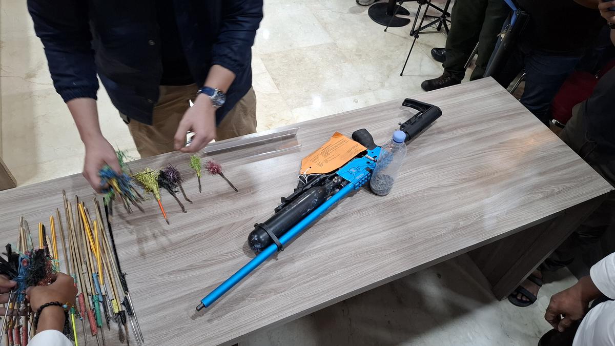 Melihat Senapan Modifikasi yang Bikin 'Panglima Perang' Sapiria Tumbang dan Picu Tawuran Besar di Makassar