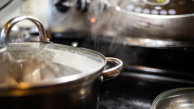 Menerapkan Teknik Blanching