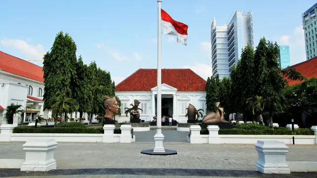 Galeri Nasional Indonesia (GNI) mengumumkan bahwa Pameran Tunggal Yos Suprapto ditunda.