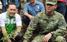 Agus Yudhoyono bersama Menhut tanam pohon di Bogor
