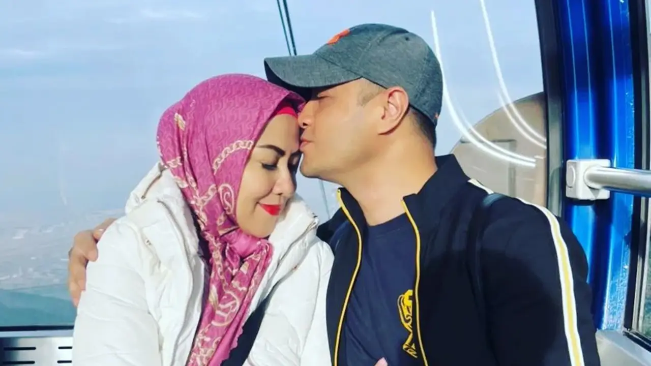 Momen Liburan Akhir Tahun Venna Melinda dan Ferry Irawan Sebelum Kasus KDRT