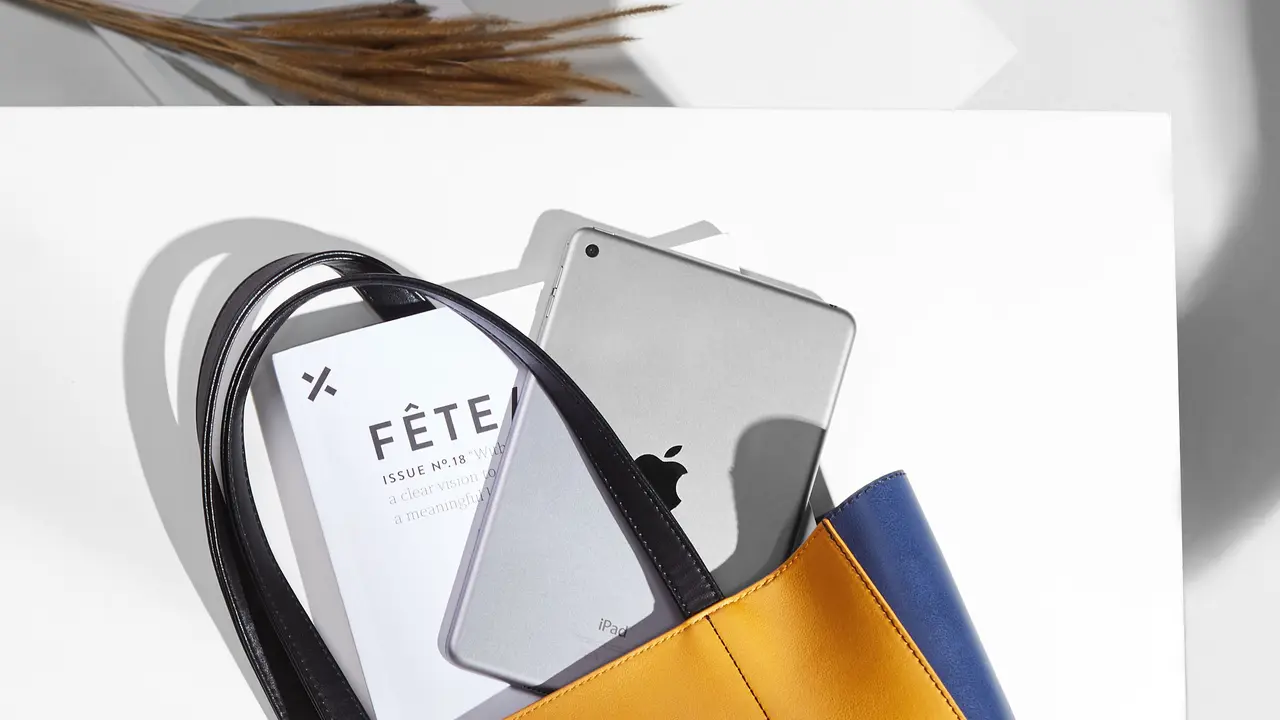 Edie, Tote Bag dari Jason Wu Hanya di Negara Asia