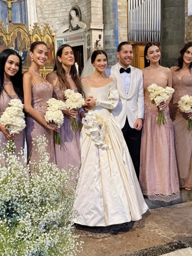 Pesona Luna Maya dan Raline Shah Jadi Bridesmaid Millane Fernandez. [@jessicakahawaty]