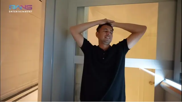 Raffi Ahmad terjebak di lift