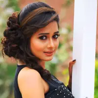 Tina Dutta (via hdwallpapersz.in)