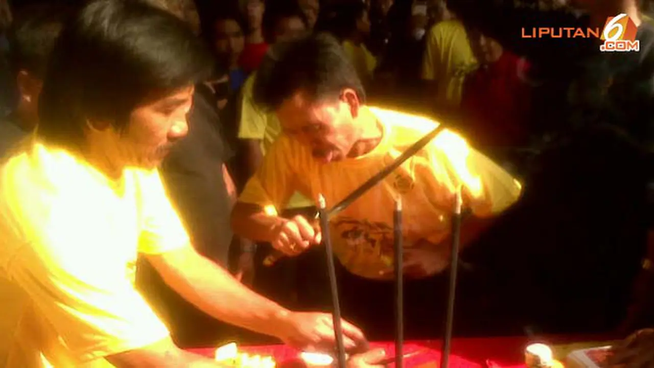 potong-lidah-140213c.jpg
