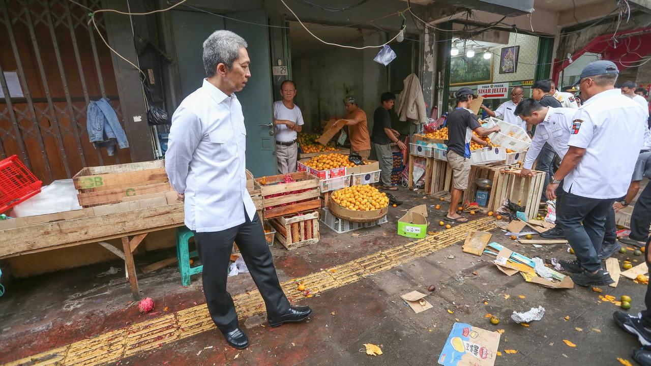 FOTO: Pasca Lebaran,  PKL Ditertibkan di Eks Pasar Bogor