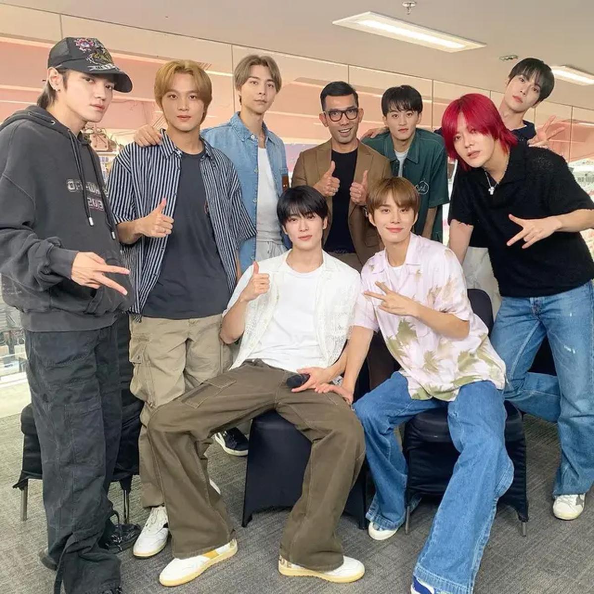 Indra Herlambang dan Artis Kpop, NCT (Sumber: Instagram/indraherlambang)