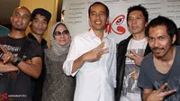 Usai Nobar Film Slank, Jokowi: <i>Balikin Oh..Oh..Balikin..</i>