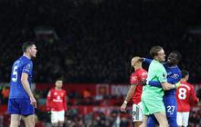 2 Pemainnya Berkelahi di Laga Vs MU dan Satu di Antaranya Dapat Kartu Merah, Manajer Everton David Moyes: Saya Senang Lihatnya!