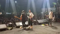 Kronologi Pria Asing Peluk Vokalis Kotak Saat Konser di Sukabumi