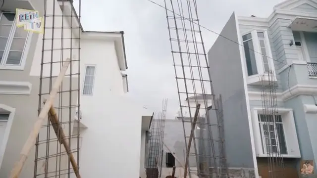 Masih Direnovasi, Ini 7 Potret Rumah Baru Dinda Hauw dan Rey Mbayang