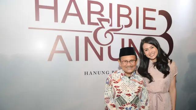 [Fimela] Maudy Ayunda di Film Habibie & Ainun