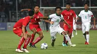 Duel Myanmar vs Indonesia di penyisihan Grup A Piala AFF U-16 2018 di Stadion Gelora Delta, Sidoarjo, Selasa (31/7/2018). (Bola.com/Aditya Wany)