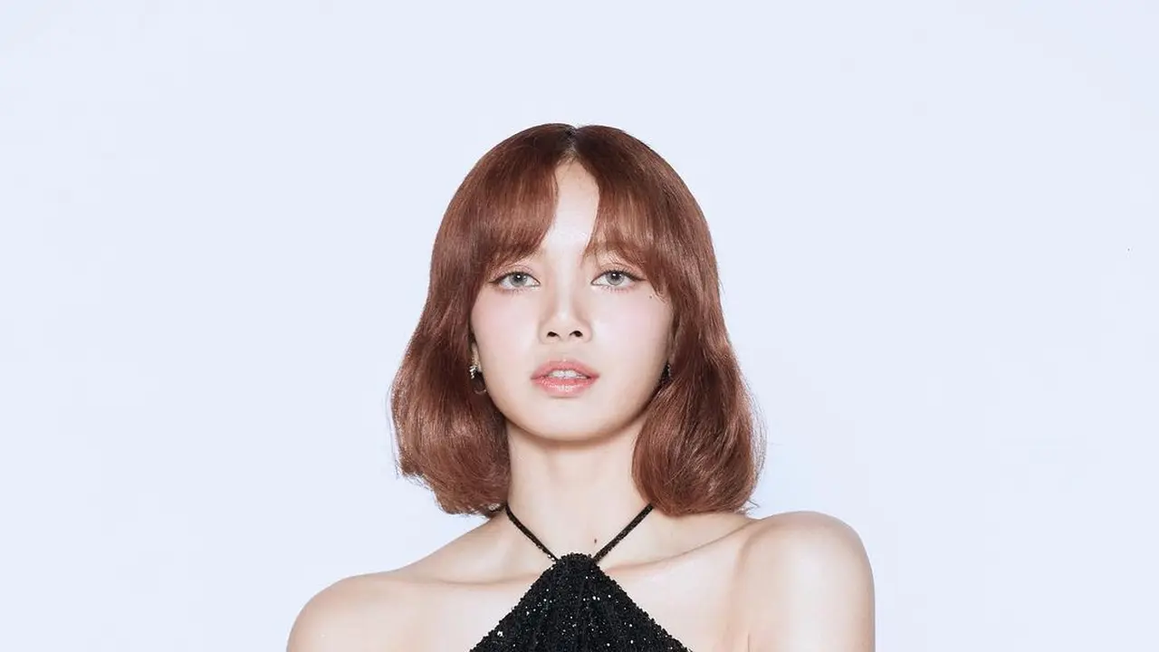 8 Gaya Rambut Lisa BLACKPINK yang Bisa Jadi Inspirasi untuk Kencan di Hari Valentine
