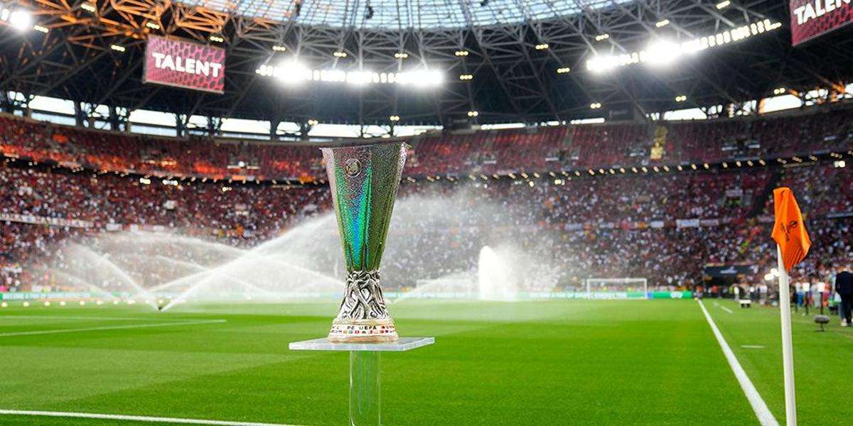 Mantan Pelatih Timnas Indonesia dan 2 Trofi Juara Liga Europa Milik Tottenham