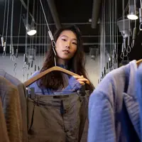 Memulai bisnis di industri fashion (Foto: Pexels.com)