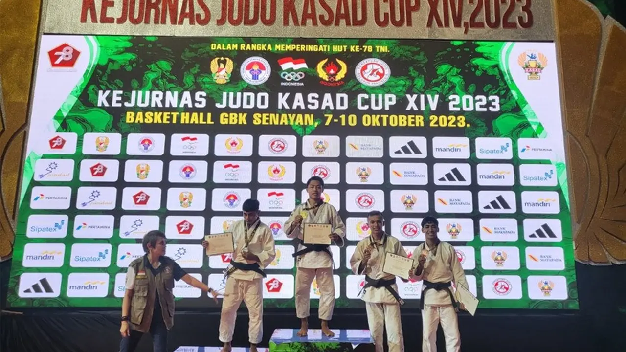 Rizqi Maulana Rebut Medali Emas Kejurnas Judo 2023
