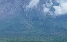 Gunung Semeru Dua Kali Erupsi Dalam Sehari, Semburan Abu Vulkanik Capai 800 Meter