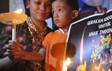 Bawa polisi, Naumi tekan orangtua Angeline tak bicara soal sumbangan