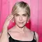 Selma Blair Ditangkap Usai Lakukan Penyerangan Terhadap Pramugari di Dalam Pesawat