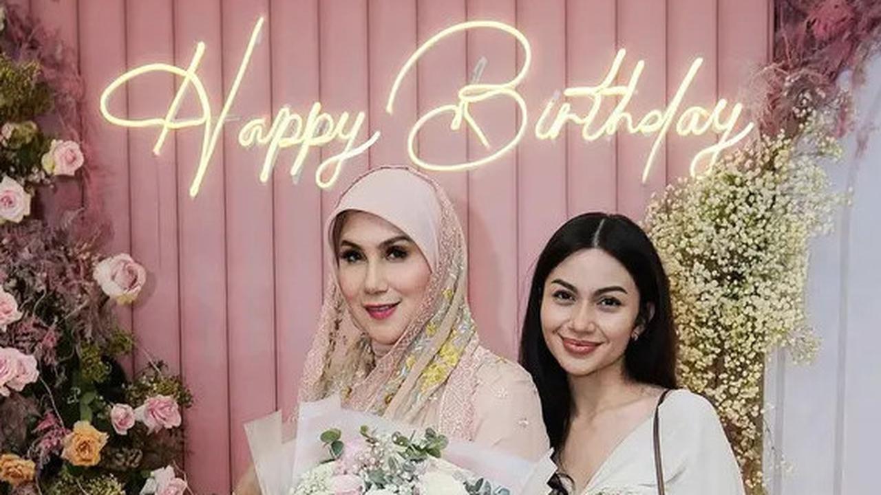 Potret Ariel Tatum Hadiri Momen Ulang Tahun Marini Zumarnis, Daffa Wardhana Sudah Dapat Restu?