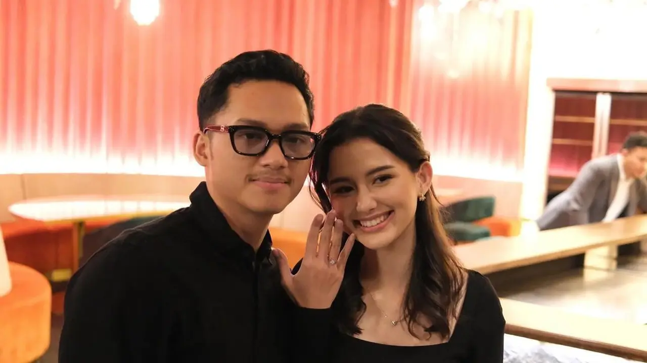 Azriel Hermansyah lamar Sarah Menzel (Instagram/azriel_hermansyah)