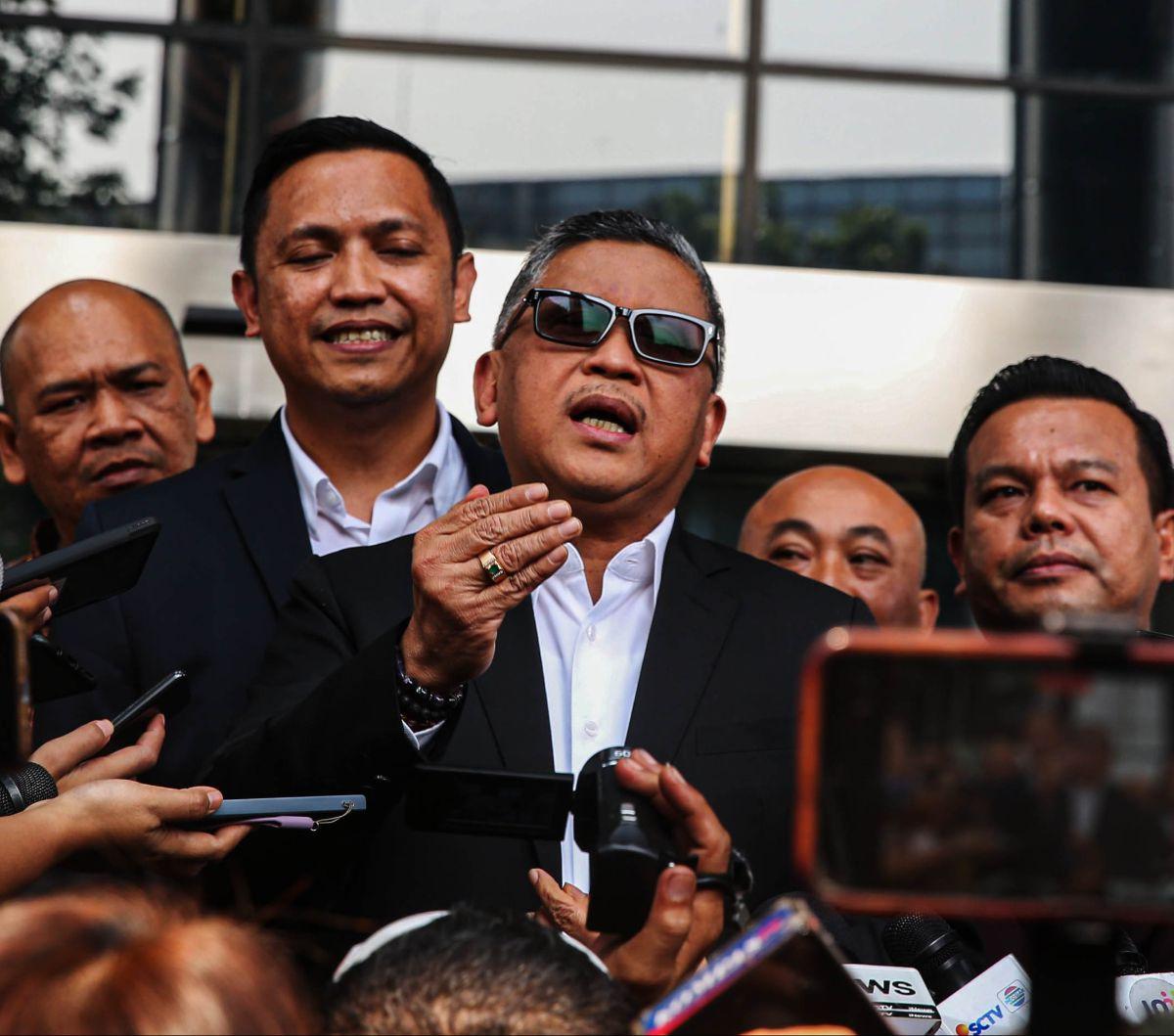 Sekjen Partai Demokrasi Indonesia Perjuangan (PDIP) Hasto Kristiyanto dengan tegas mengungkapkan, tidak ada pembahasan mengenai aliran dana ke partainya terkait dugaan korupsi di lingkungan Direktorat Jenderal Perkeretaapian (DJKA) Kemenhub. Hal itu diun