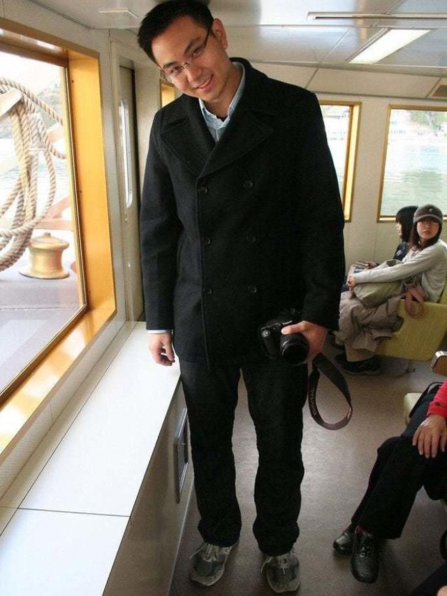 7 Bukti Bahwa Jepang Tidak Dibangun untuk Orang Tinggi