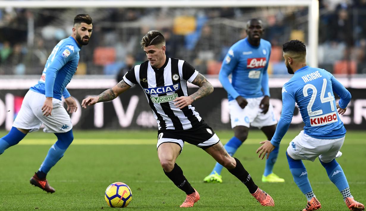 6. Rodrigo de Paul (Udinese) - 5 Gol (1 Penalti). (AFP/Miguel Medina)