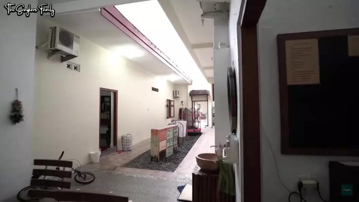 5 Potret Dapur Rumah Zaskia Adya Mecca di Jogja, Sentuhan Kayu Kental Nuansa Vintage yang Sederhana
