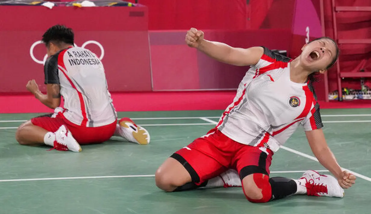 Kemenangan ini membuat asa tim bulutangkis Indonesia sektor ganda putri untuk merebut medali emas di Olimpiade Tokyo 2020 semakin terbuka. (Foto: AP/Dita Alangkara)