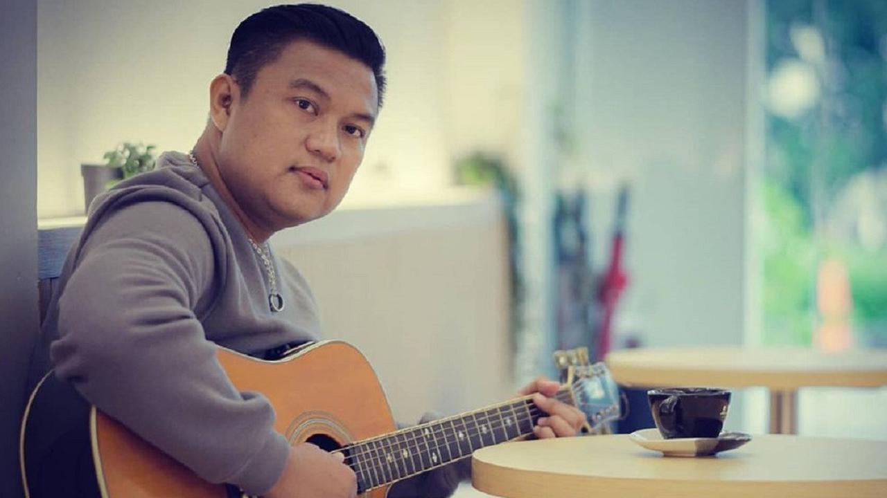 ilustrasi posan tobing ex drummer kotak