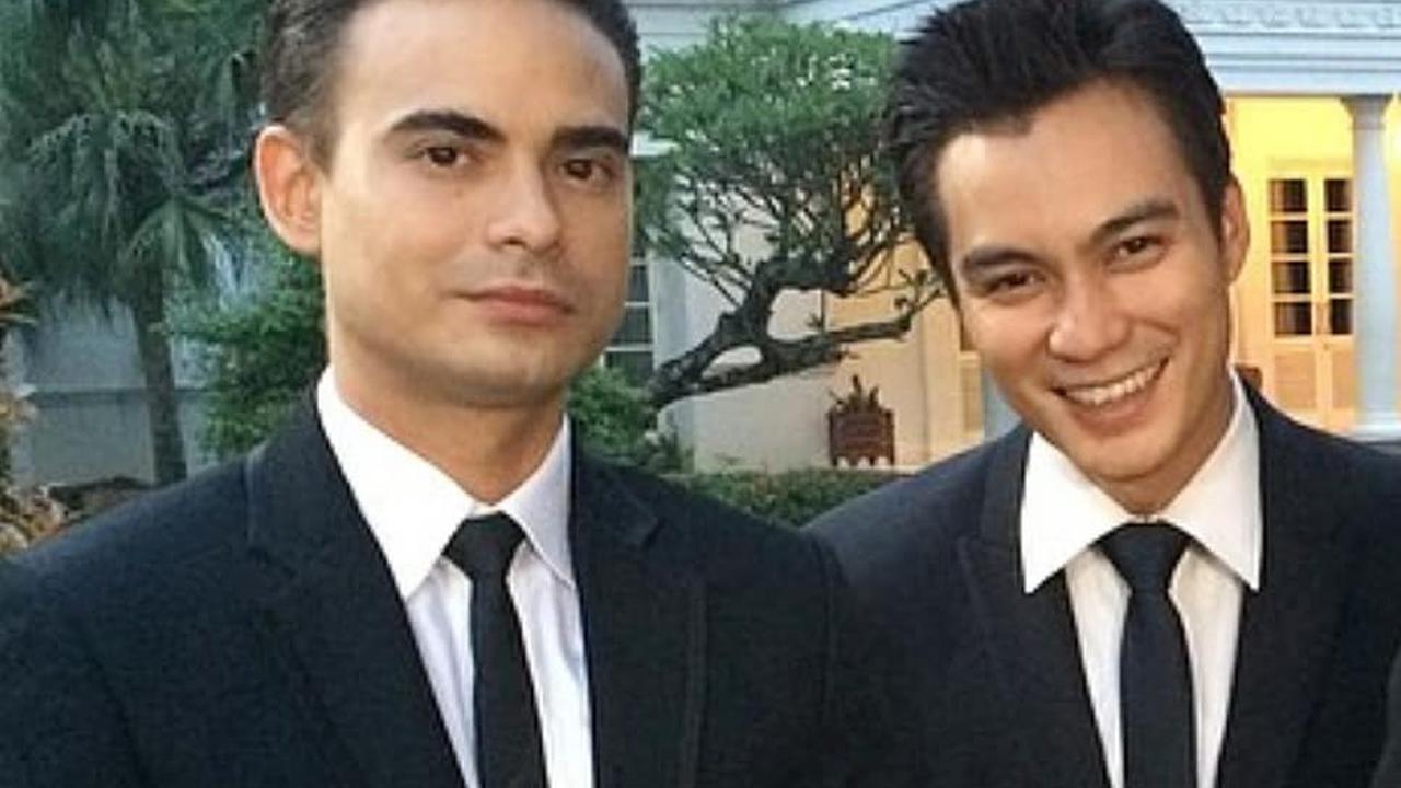 Kehilangan Sahabat, Ini 7 Potret Jadul Baim Wong Bersama Ashraf Sinclair